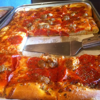 Buzzy's Pizza - 1/2 tray of Pep with Sausage - Pizza Near Me - Niagara Falls, New York