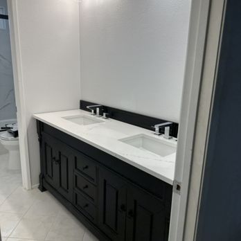 Help Construction OC - Bathroom remodel - General Contractors Near Me