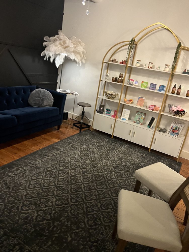 DOLLS AND BEAUS SALON Updated August 2024 81 Photos & 39 Reviews