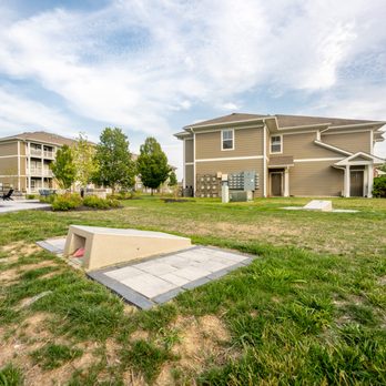 Maple Knoll - Maple Knoll Apartments Cornhole - Apartments Near Me - Westfield, Indiana Maple Knoll - Maple Knoll Apartments Cornhole - Apartments Near Me - Westfield, Indiana