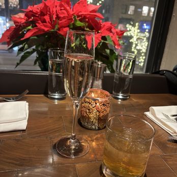 Michael Jordan's Steak House - Chicago - Steakhouses Near Me - Chicago, Illinois Michael Jordan's Steak House - Chicago - Steakhouses Near Me - Chicago, Illinois