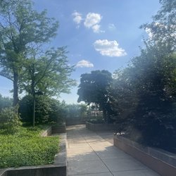 Abington Plaza Medical Associates - Outside of Atrium between Scully garage and Levy medical plaza