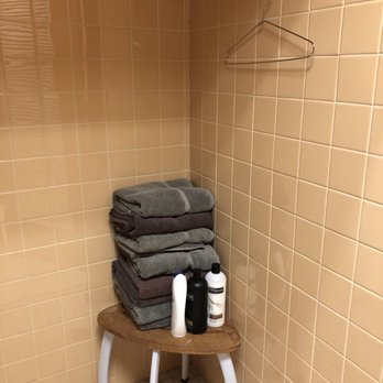 Paspa Physical Therapy - Private shower in ladies room. - Physical Therapy Near Me - New York, New York Paspa Physical Therapy - Private shower in ladies room. - Physical Therapy Near Me - New York, New York
