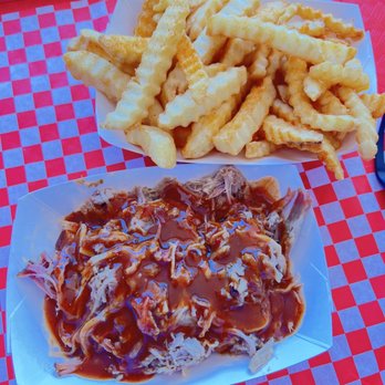 Honey Bear's BBQ - Pulled pork with fries - Barbeque Near Me - Phoenix, Arizona