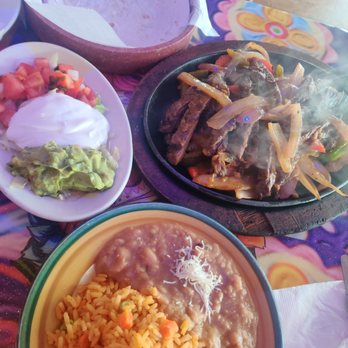 Riviera Maya - Steak fajitas - Mexican Near Me - Stamford, Connecticut
