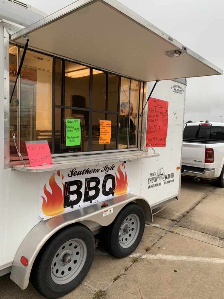 Phils Chuck Wagon BBQ Logo