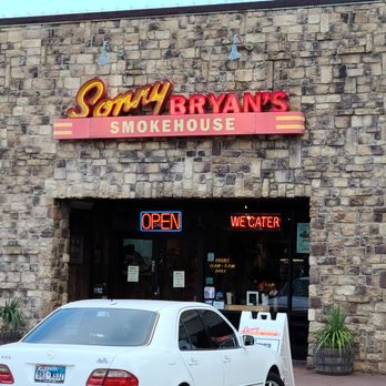Sonny Bryan's Smokehouse - Smokehouse Near Me - Richardson, Texas Sonny Bryan's Smokehouse - Smokehouse Near Me - Richardson, Texas