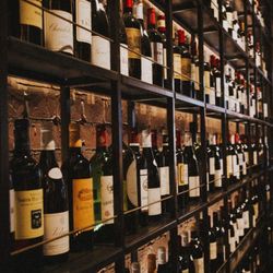 Governors House Wine Bar & Italian Kitchen - Wine display