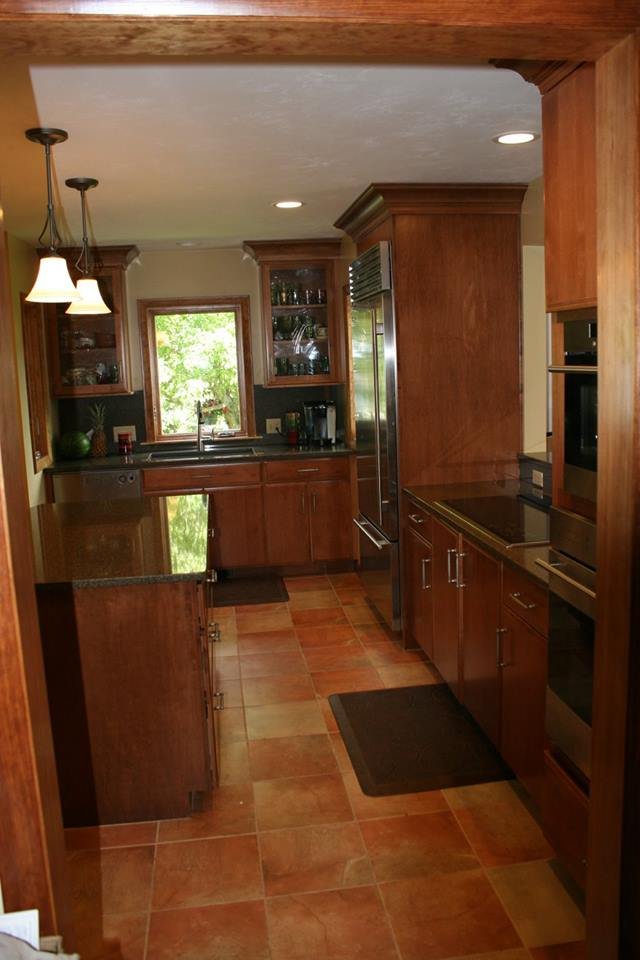 Schotanus Design Center - countertop fabricator in Northbridge, MA