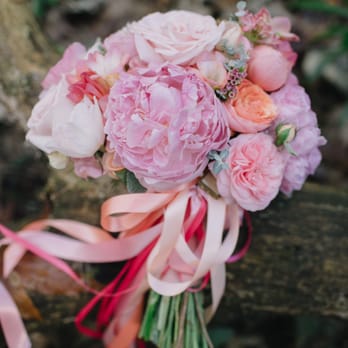 Flowerstory - This bouquet exceeded all my expectations.  She found all these beautiful flowers for my winter wedding. - Florists Near Me
