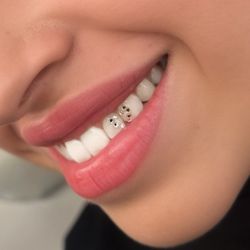 Heart Shaped Swarovski Tooth Gems
