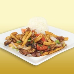 Saltado De Pollo