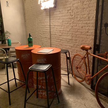 Kook - Outside seating stand - Mediterranean Near Me - Barcelona, B Kook - Outside seating stand - Mediterranean Near Me - Barcelona, B