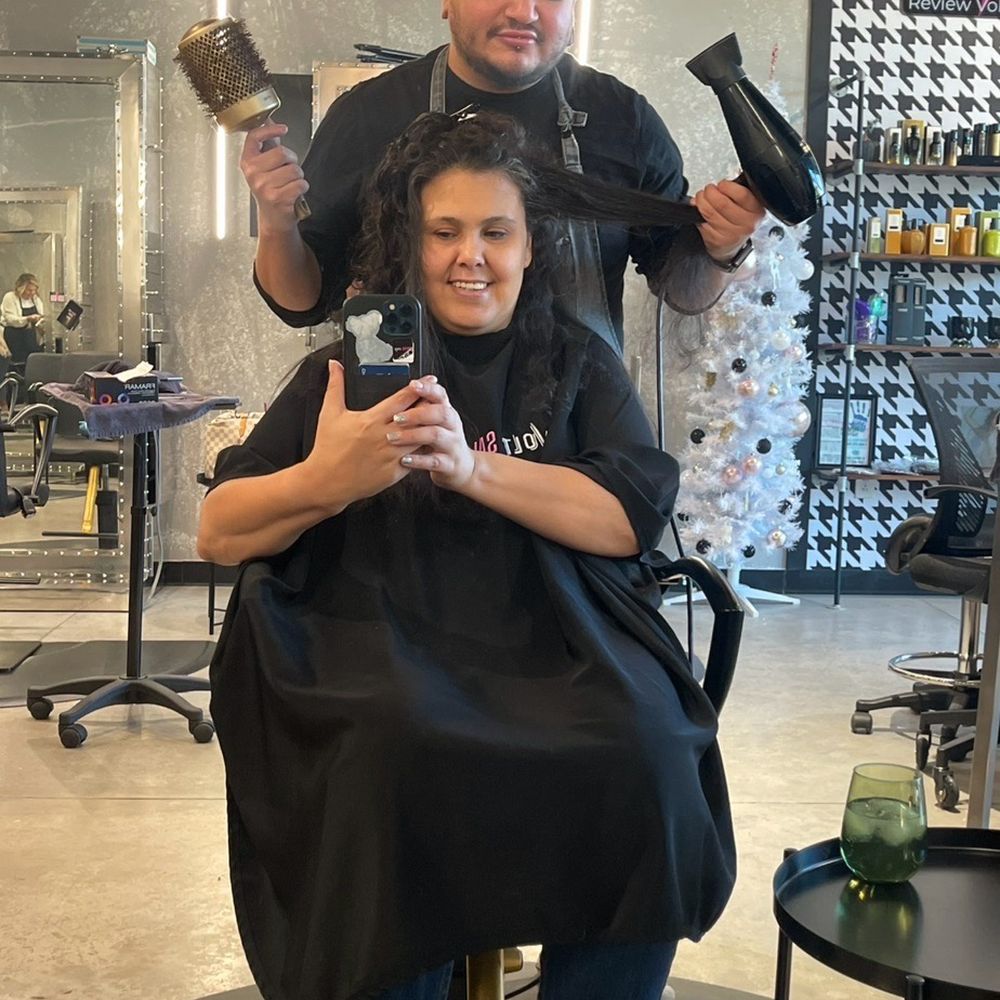 Volt On Main - Volt on main Lakeway  @Matthew_voltsalons - Hair Salons Near Me - Lakeway, Texas