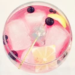 Blue Note - Kæmpestore og flotte gin og tonic til bare 6 euros....