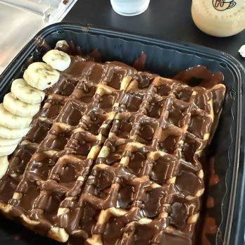 Honey 2 A Bee - Waffle with dark chocolate and banana - Coffee & Tea Near Me - Tempe, Arizona Honey 2 A Bee - Waffle with dark chocolate and banana - Coffee & Tea Near Me - Tempe, Arizona