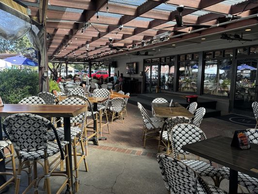 Mosaic Restaurant & Bar by null