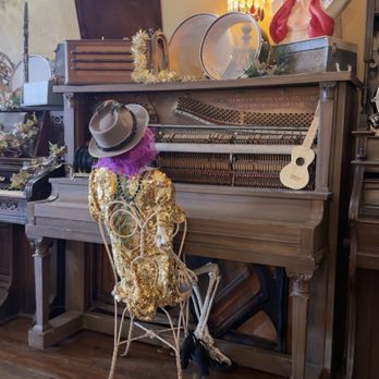 Eatin' in the Attic - Piano man? - American Near Me - Hartselle, Alabama Eatin' in the Attic - Piano man? - American Near Me - Hartselle, Alabama