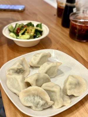 Luscious Dumplings - Michelin Bib Gourmand by null