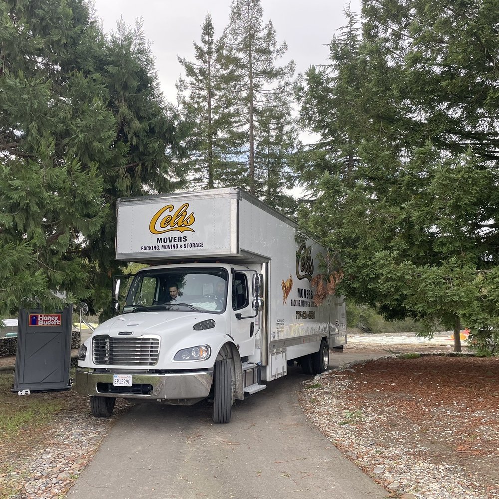 Celis - Professional driver. Backing up on a windy driveway. - Movers Near Me - Petaluma, California Celis - Professional driver. Backing up on a windy driveway. - Movers Near Me - Petaluma, California