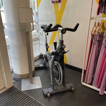 SoulCycle 19th - Cycling Classes Near Me - New York, New York SoulCycle 19th - Cycling Classes Near Me - New York, New York