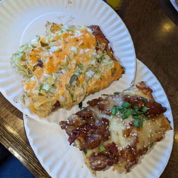 Favorite's Pizzeria - Pizza Near Me - Amherst, New York