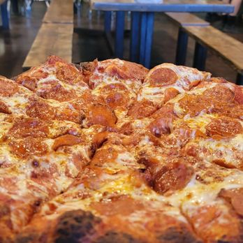 Stadium Pizza - Pizza Near Me - Temecula, California