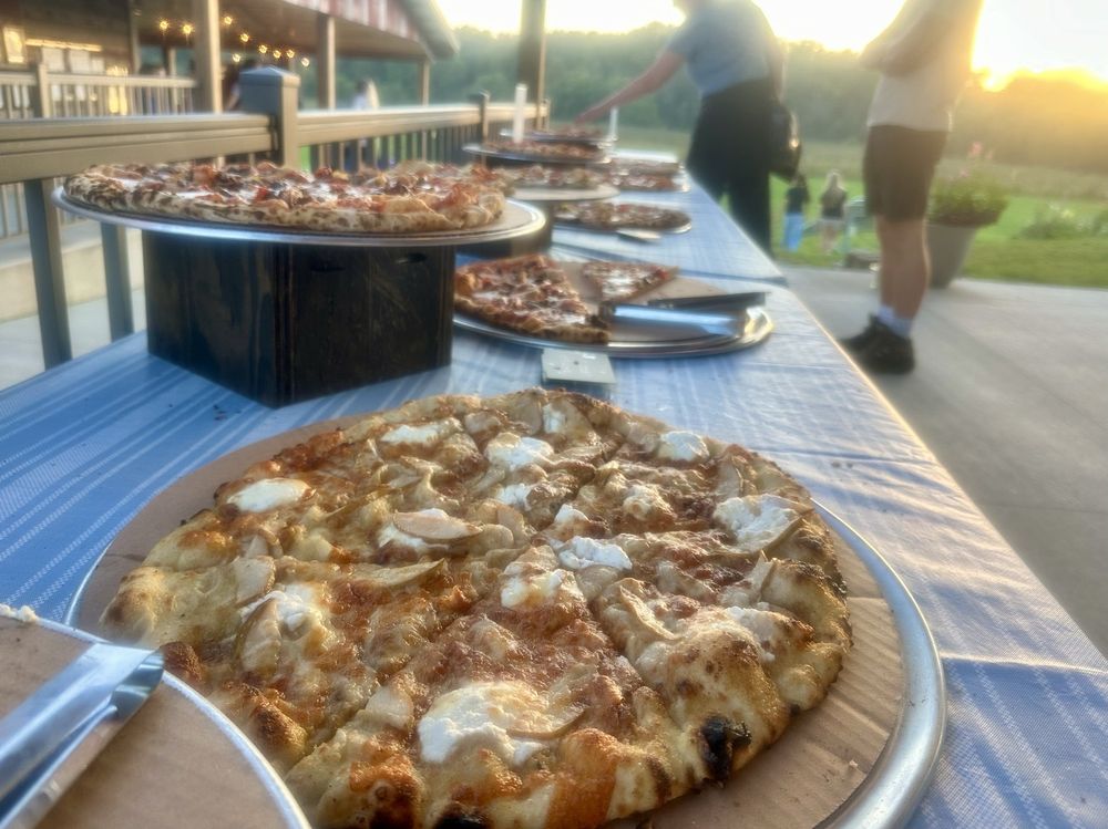 Food from Luna Valley Pizza Farm