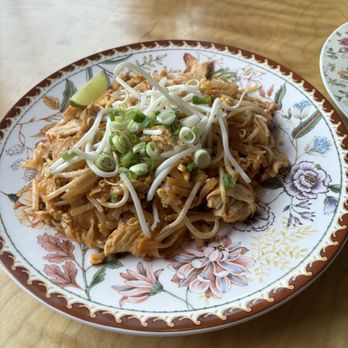 Rukdiew Cafe - Pad Thai - Thai Near Me - Portland, Oregon Rukdiew Cafe - Pad Thai - Thai Near Me - Portland, Oregon