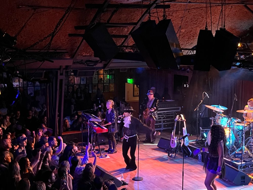 Belly Up Tavern