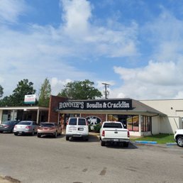 RONNIE’S BOUDIN & CRACKLIN HOUSE 2 - Updated October 2025 - 130 Photos ...