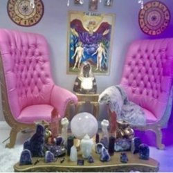 Psychic Love Reading - Love Reading Room