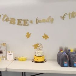Custom Cakes By Liz