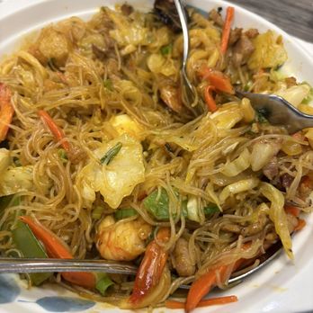 Salo-Salo Grill - Miki-Bihon noodles with shrimp and vegetables - Filipino Near Me - Artesia, California Salo-Salo Grill - Miki-Bihon noodles with shrimp and vegetables - Filipino Near Me - Artesia, California