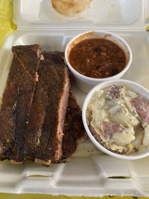 Woodyard Bar-B-Que by null