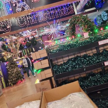 Decorator's Warehouse - Christmas Trees Near Me - Arlington, Texas