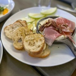 Maison Cheryl - Baked Brie