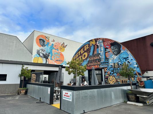 Stateline Road Smokehouse by null