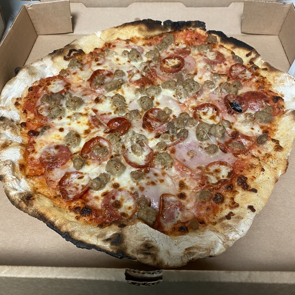 Lazy H Bar - Meat lovers pizza - Bars Near Me - Liberty, Texas Lazy H Bar - Meat lovers pizza - Bars Near Me - Liberty, Texas