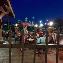Jalapeño's Mexican Grill - Very nice outdoor dining area