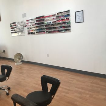 Alameda Nailbar - Nail Salons Near Me - Alameda, California