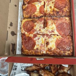 Jet's Pizza