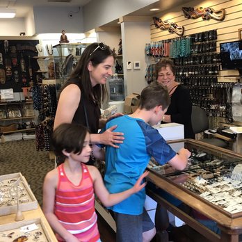 Auntie Lynda's Treasures - Gift Shops Near Me - Kapaa, Hawaii