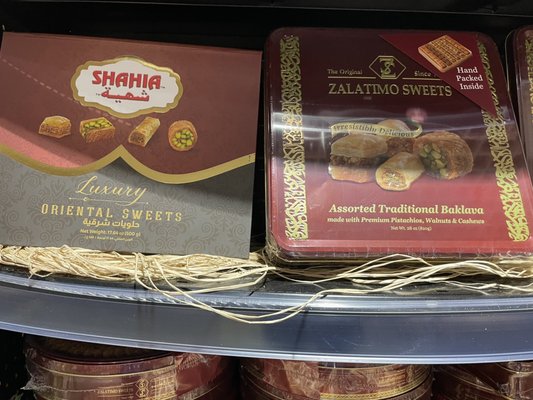 Istanbul Supermarket by null