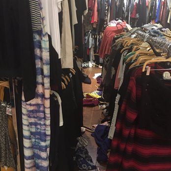 Forever 21 - Accessories Near Me - Valley Stream, New York