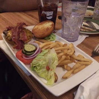 Applebee's Grill + Bar - Rj bacon burger - Sports Bars Near Me - Southfield, Michigan Applebee's Grill + Bar - Rj bacon burger - Sports Bars Near Me - Southfield, Michigan