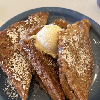 Cafe 222 - Breakfast & Brunch Near Me - San Diego, California Cafe 222 - Breakfast & Brunch Near Me - San Diego, California