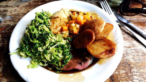 The Royal Standard of England by null