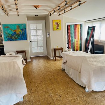 SunWater Spa - Massage room. - Day Spas Near Me - Manitou Springs, Colorado SunWater Spa - Massage room. - Day Spas Near Me - Manitou Springs, Colorado