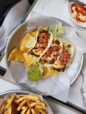 Catch Oyster Bar by null